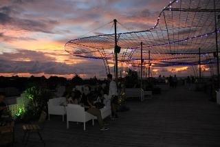 Prani Legian Hotel Zewnętrze zdjęcie